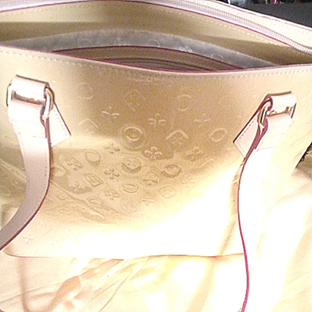 Invece woman purse brand new